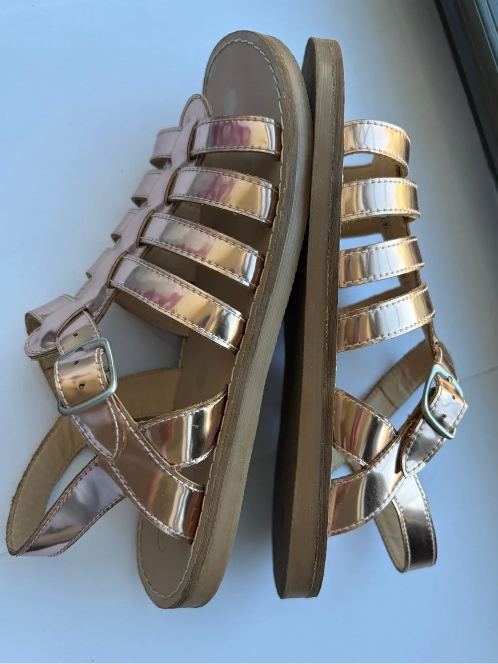 Mini Boden Girls Metallic Shiny Rose Gold Gladiator Sandals with Buckle